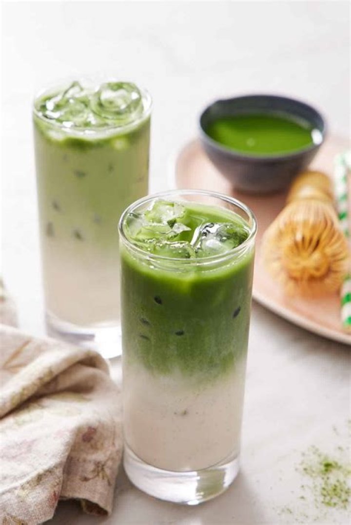 What is a green tea latte made of?