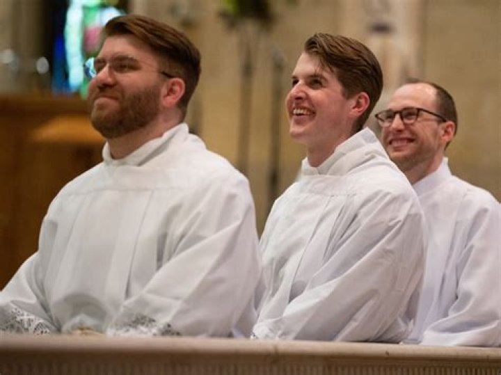 What is a lay missionary Catholic?