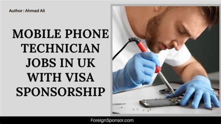 What is a mobile phone technician?