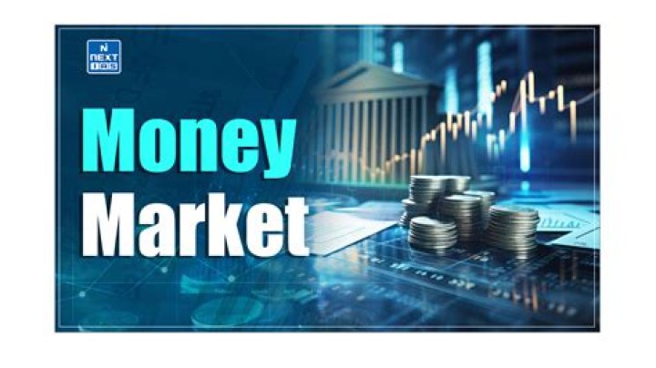 What is a money market trader?