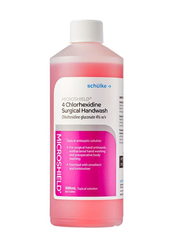 What is Douxo chlorhexidine shampoo used for?