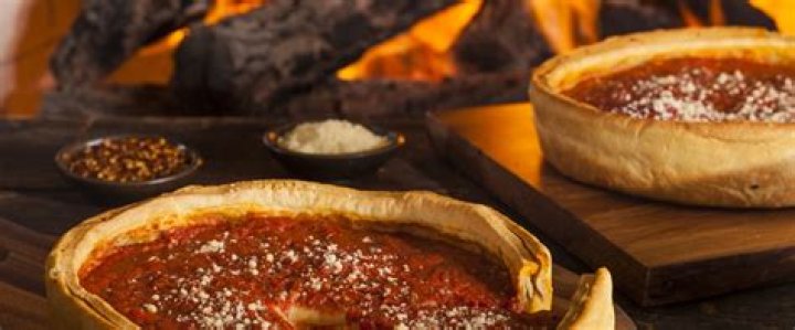 What is Illinois most iconic food?