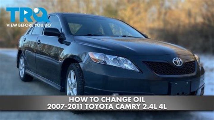 What oil does a 2007 Toyota Camry LE need?