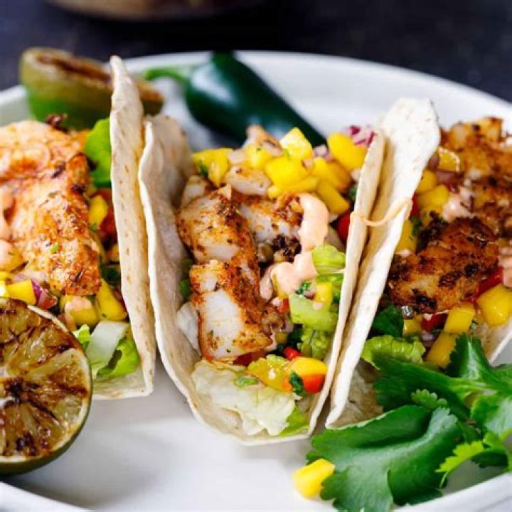 What sides go good with fish tacos?