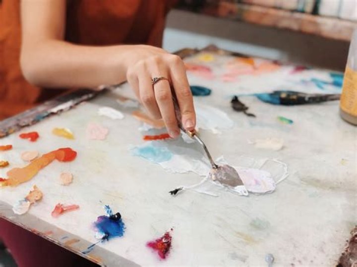 What techniques are used in aboriginal art?