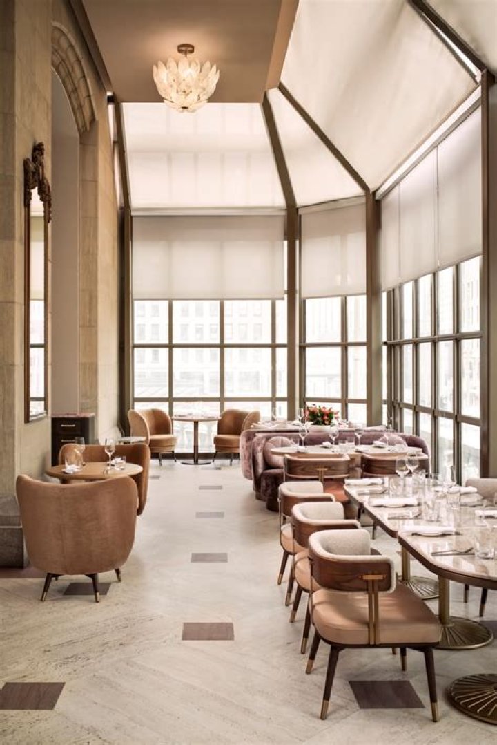 What time is high tea at Chateau Laurier?