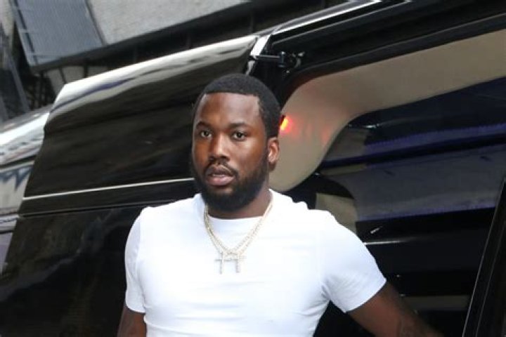 What was Meek Mill childhood like?