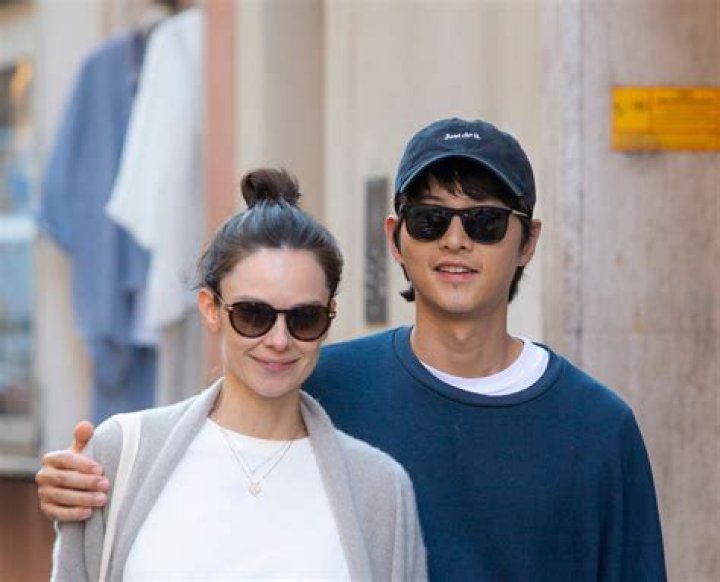 When did Joong Ki leave Running Man?