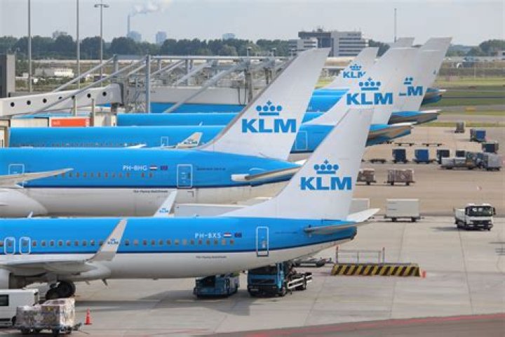 Which country owns KLM airline?