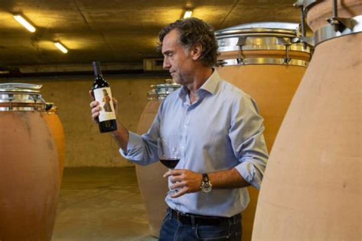 Who created the wine glass?