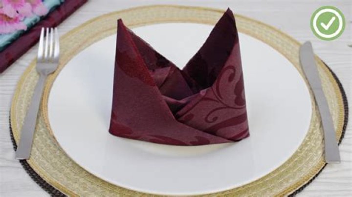 Who invented the napkin folding?