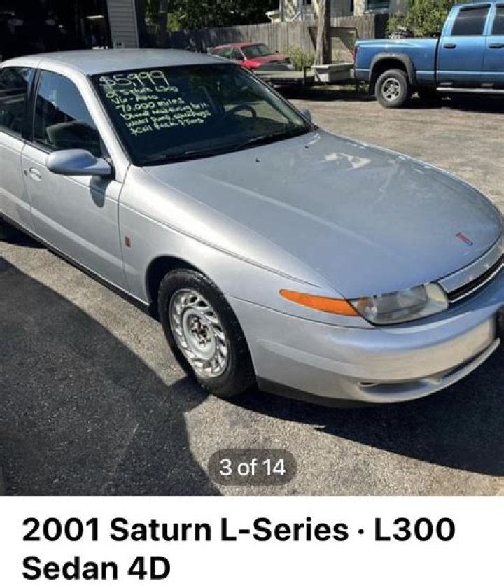 Who made Saturn L300?