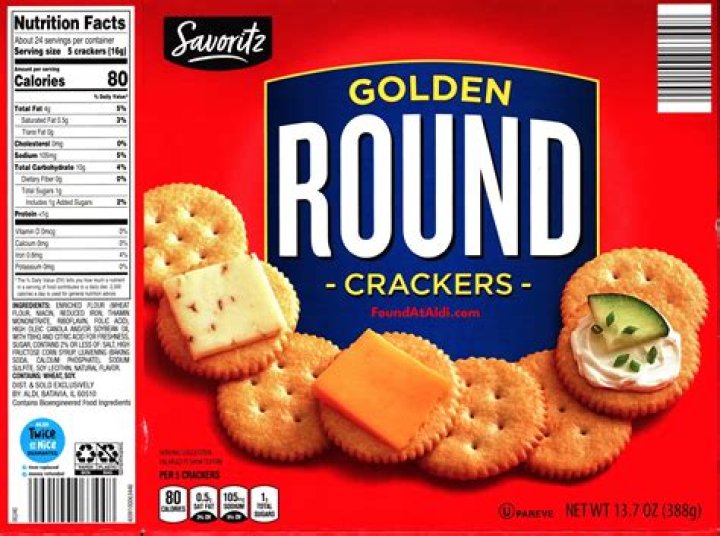 Who manufactures Savoritz crackers?