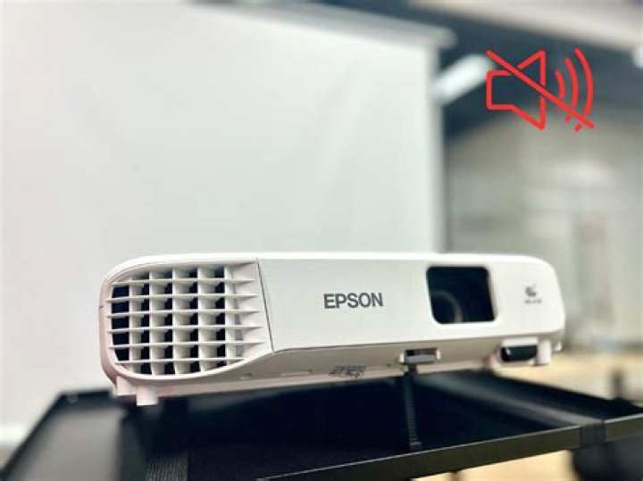 Why is my Epson projector flashing red lights?