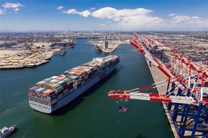 Why is Rotterdam the biggest port?