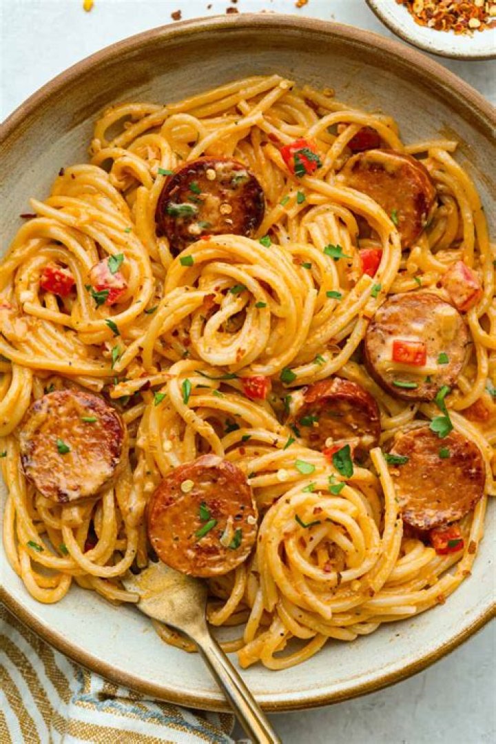 Will bleach get out spaghetti sauce?